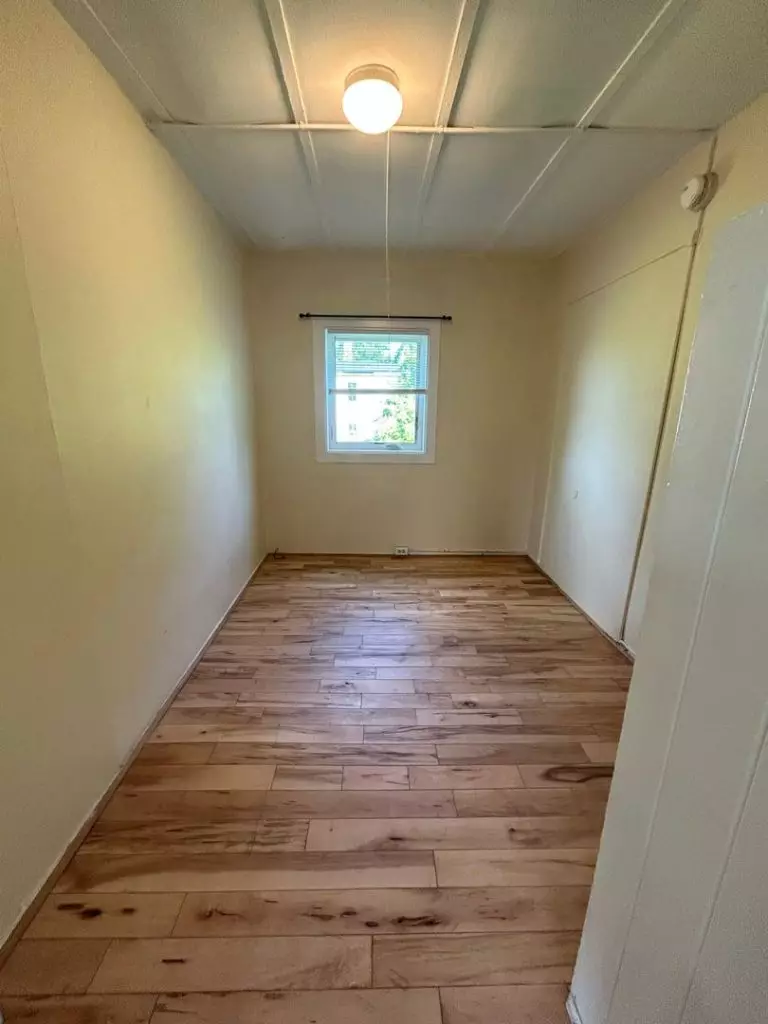79B Chase St, Burlington, VT | 3 Bedroom Apartment Near UVM & Winooski | June 2027