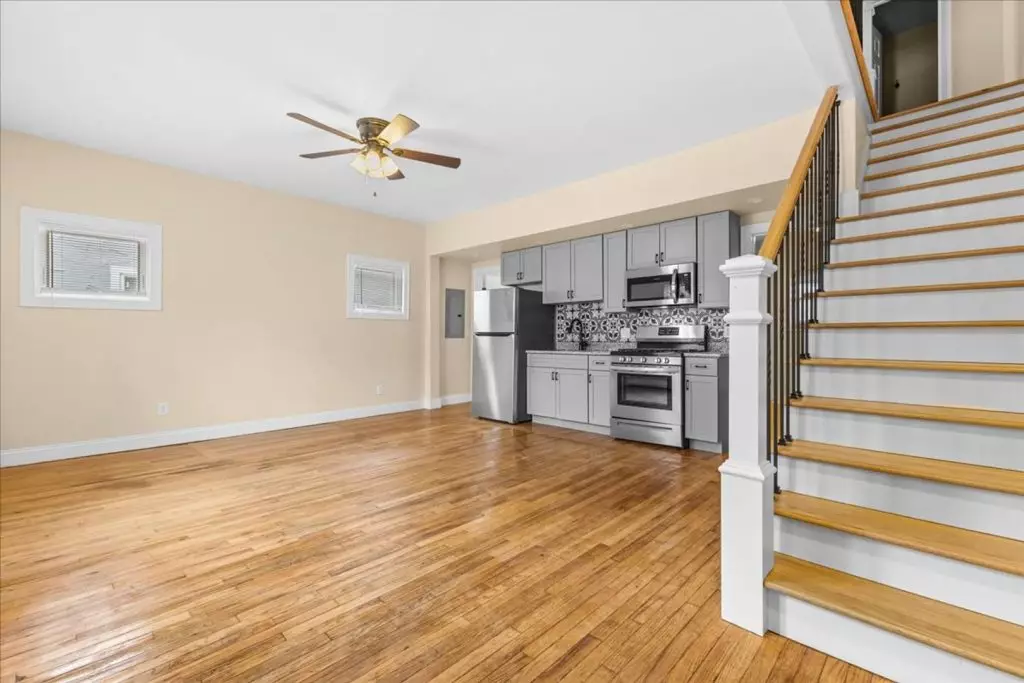 Newly Renovated 4 Bedroom + Office Apartment in Burlington, VT | Near UVM | June 2027