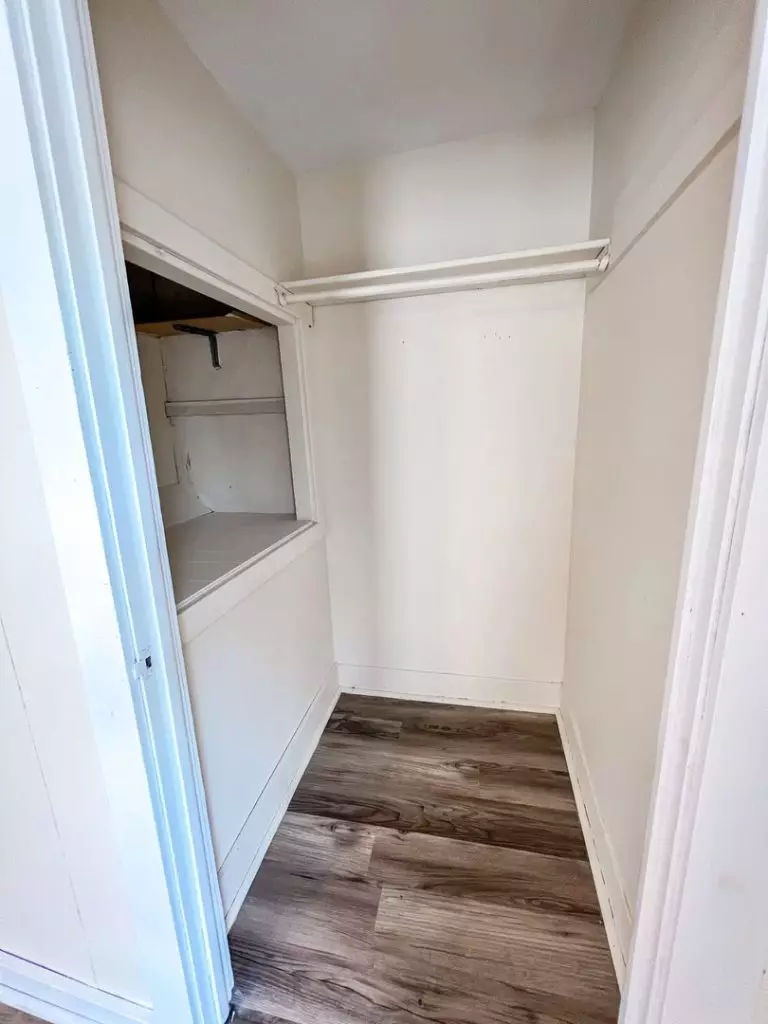 20 Cedar St, Burlington, VT | 5 Bedroom House with Private Yard & Parking | June 2027