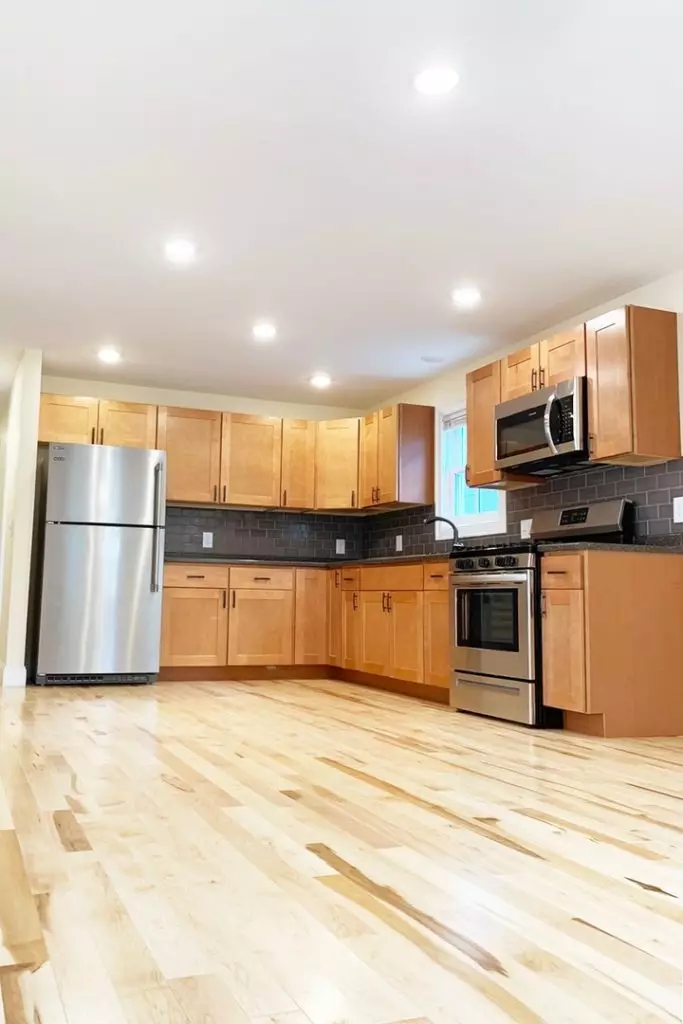 21 Peru St #1, Burlington, VT | Newly Renovated 4 Bedroom, 2 Bathroom Apartment Near Downtown | June 2027