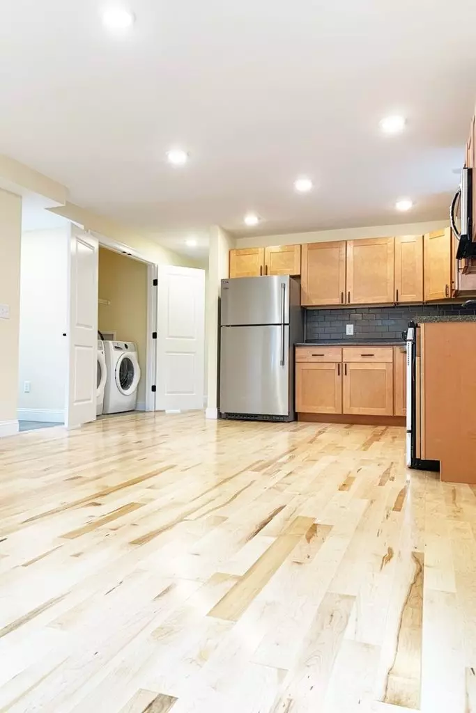 21 Peru St #1, Burlington, VT | Newly Renovated 4 Bedroom, 2 Bathroom Apartment Near Downtown | June 2027