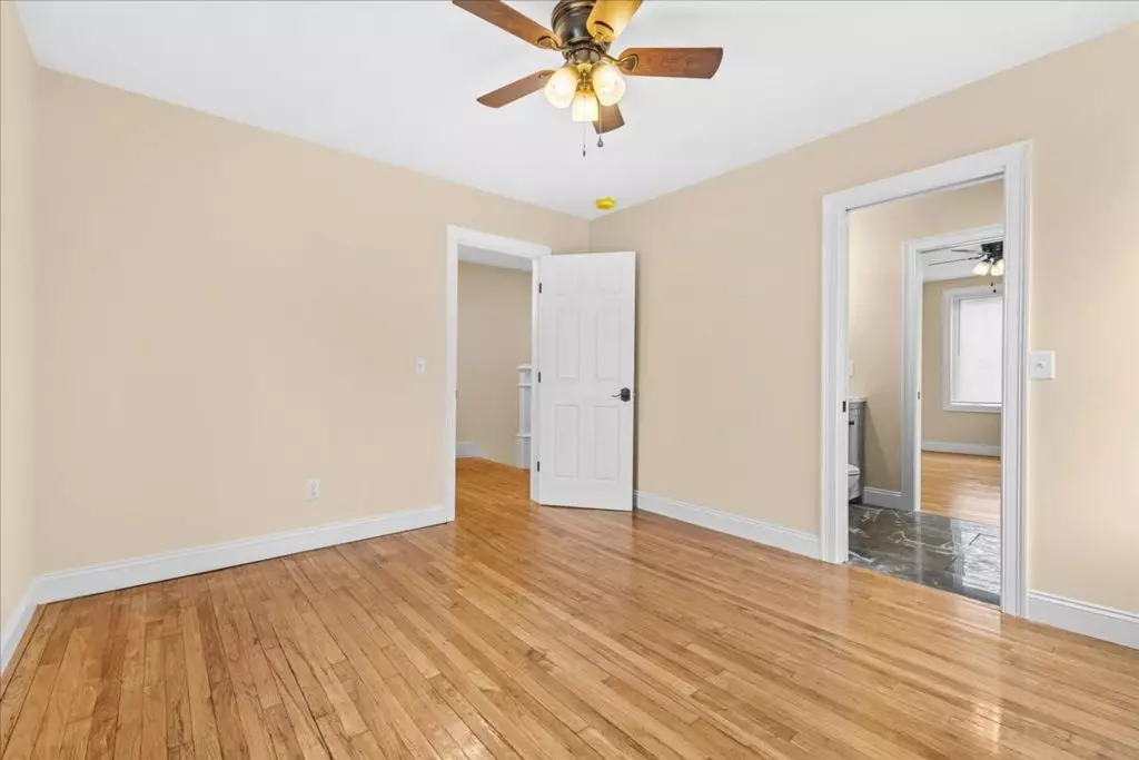 Newly Renovated 4 Bedroom + Office Apartment in Burlington, VT | Near UVM | June 2027