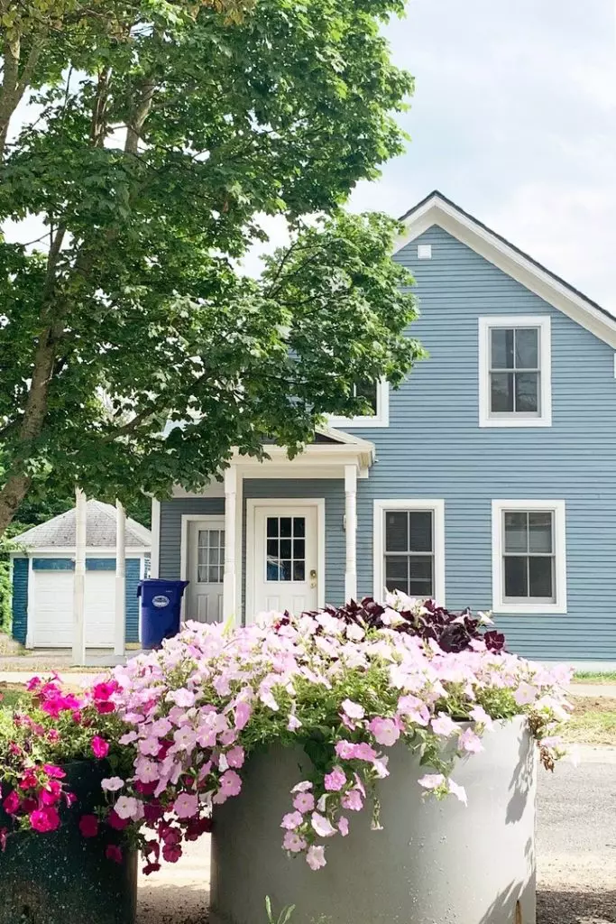 21 Peru St #1, Burlington, VT | Newly Renovated 4 Bedroom, 2 Bathroom Apartment Near Downtown | June 2027