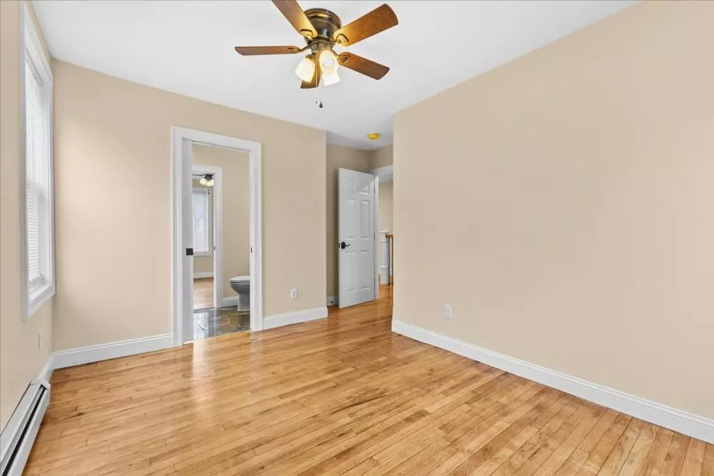 Newly Renovated 4 Bedroom + Office Apartment in Burlington, VT | Near UVM | June 2027