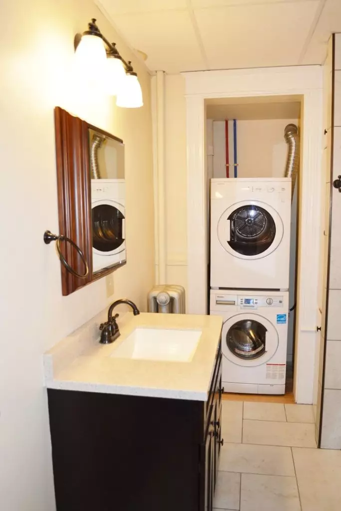 100 No. Winooski Ave B-1, Burlington, VT | Large 4 Bedroom Apartment with Heat & Hot Water Included | June 2027