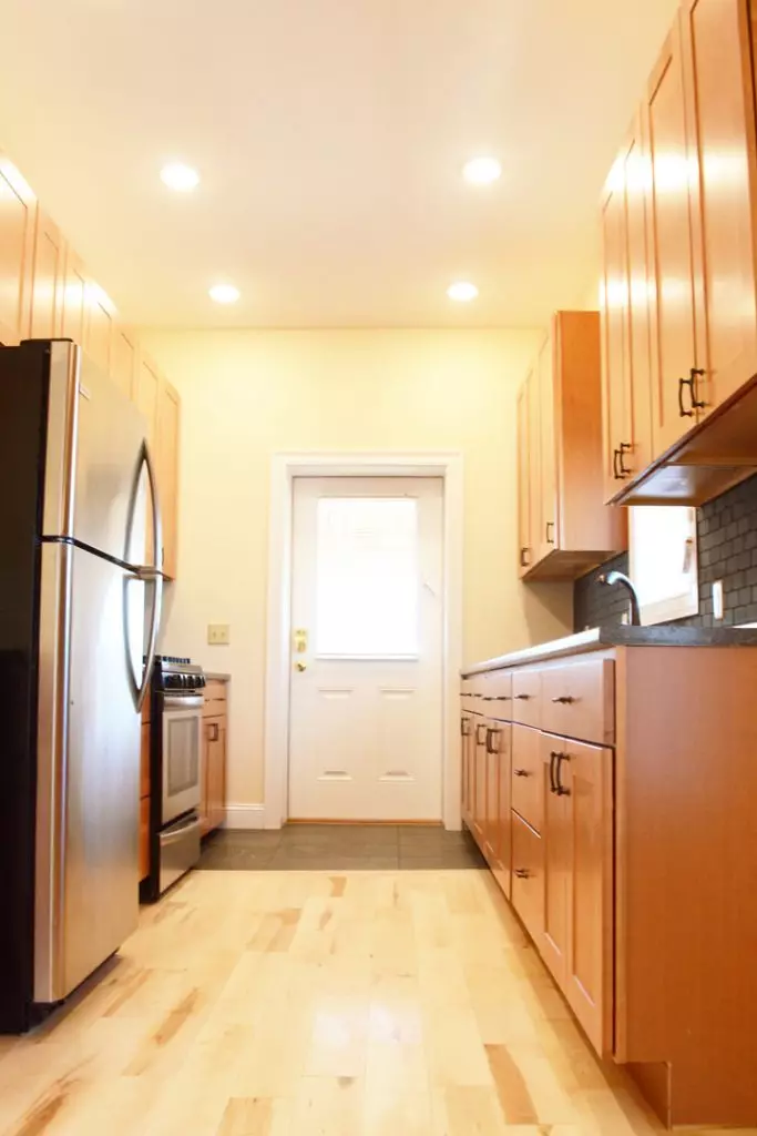 131 Archibald St, Burlington, VT | Renovated 4 Bedroom, 2 Bath Apartment with Parking | June 2027