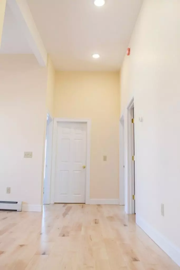 131 Archibald St, Burlington, VT | Renovated 4 Bedroom, 2 Bath Apartment with Parking | June 2027