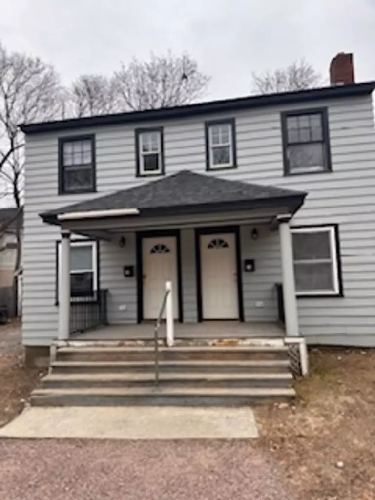 56 Campus Ct, Burlington, VT | Newly Renovated 3 Bedroom Apartment Near UVM | June 2027