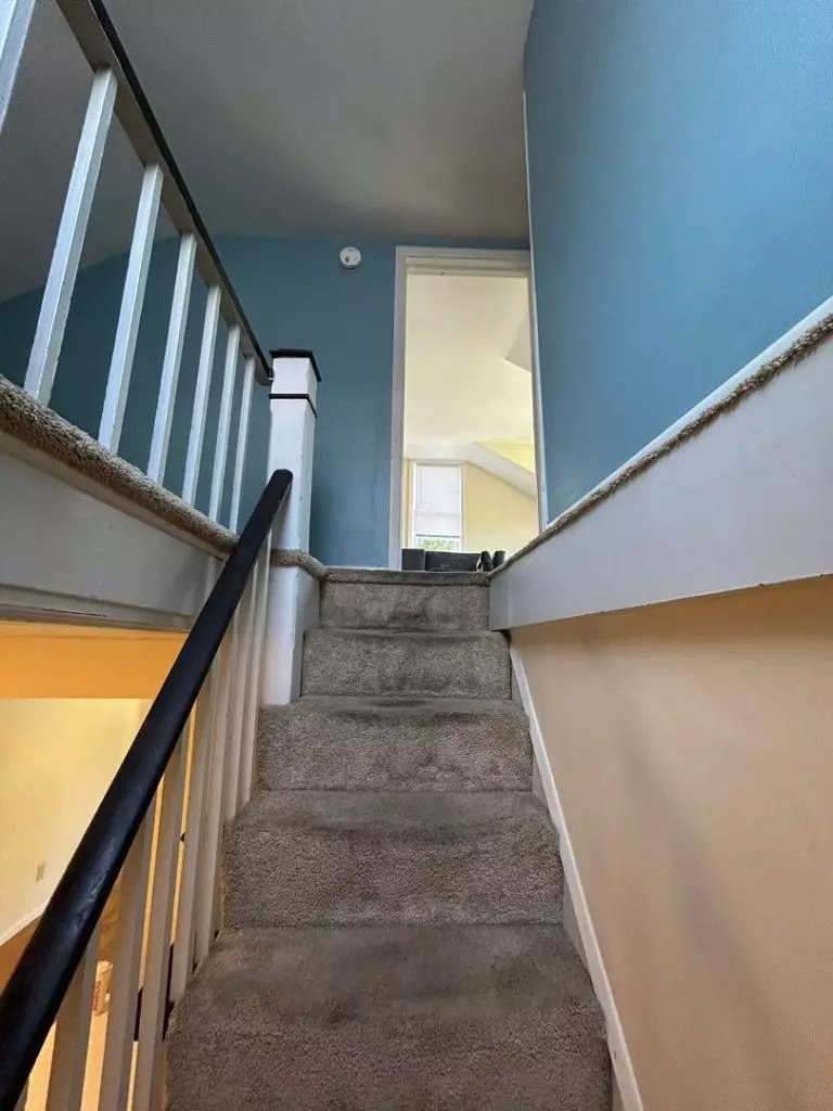 4 Bedroom Apartment in Burlington, VT | Old North End | Off-Street Parking | June 2027