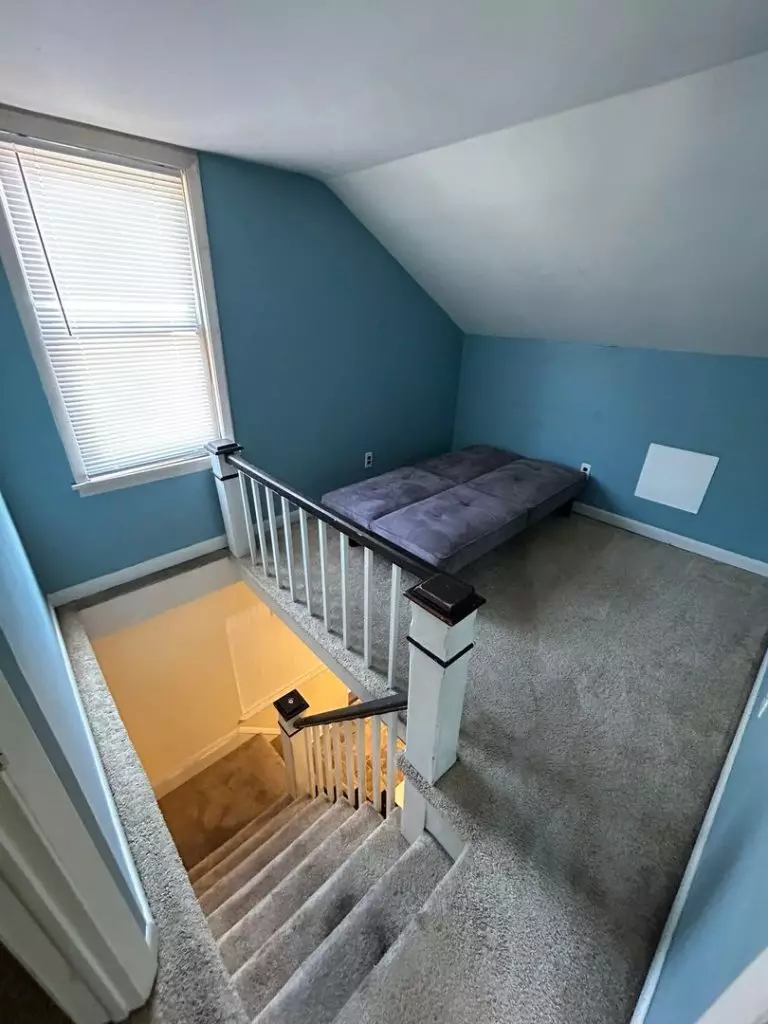 4 Bedroom Apartment in Burlington, VT | Old North End | Off-Street Parking | June 2027