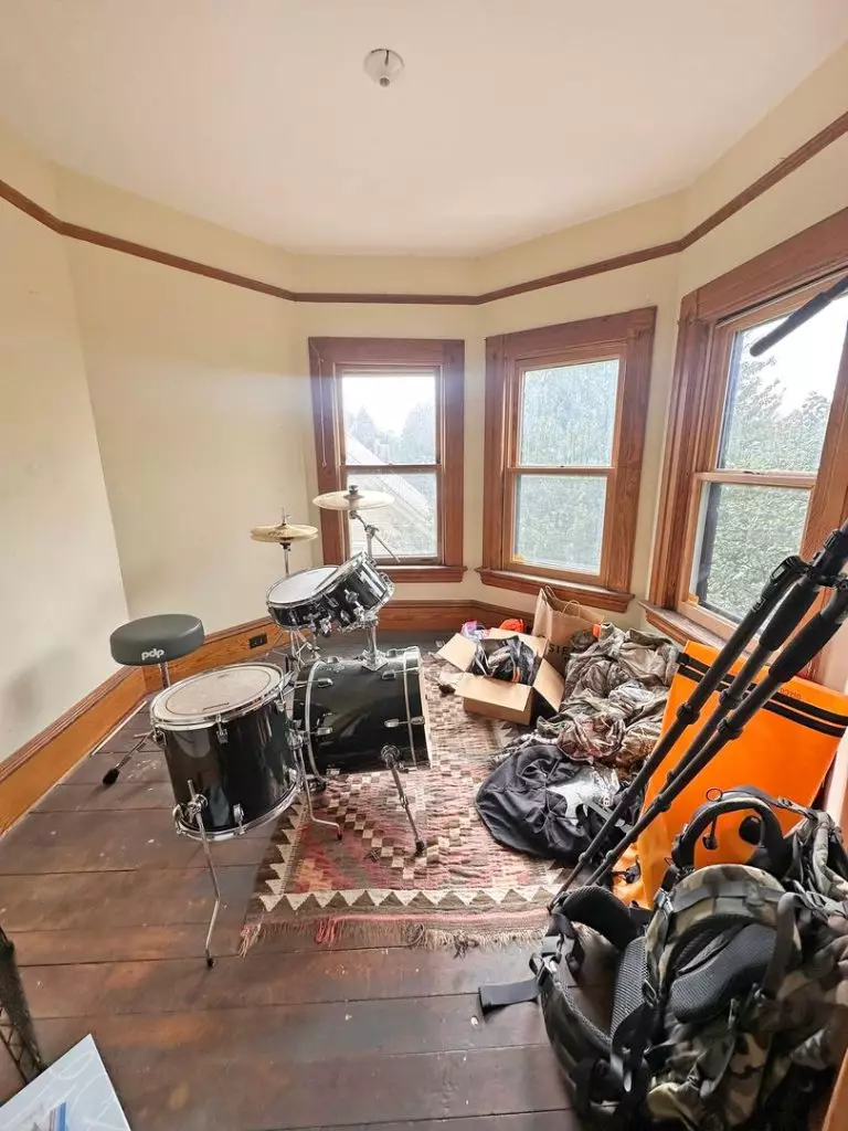 Spacious 8-Bedroom House Near UVM – 132 North Willard Street, Burlington, VT