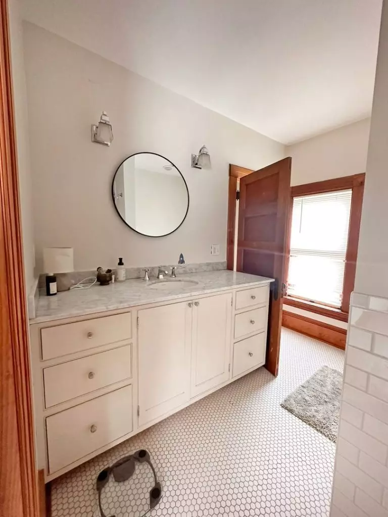 Spacious 8-Bedroom House Near UVM – 132 North Willard Street, Burlington, VT