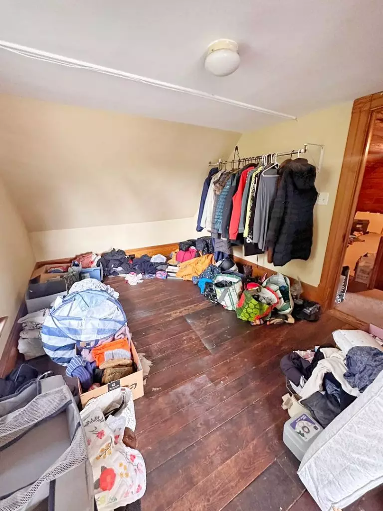Spacious 8-Bedroom House Near UVM – 132 North Willard Street, Burlington, VT
