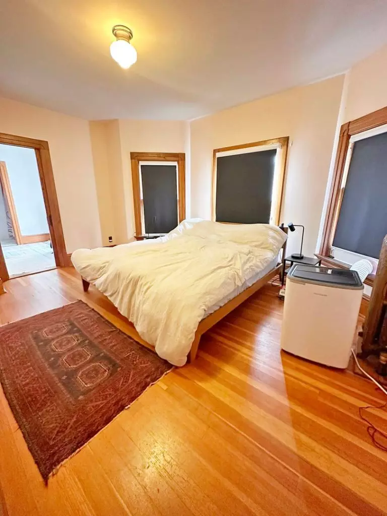 Spacious 8-Bedroom House Near UVM – 132 North Willard Street, Burlington, VT