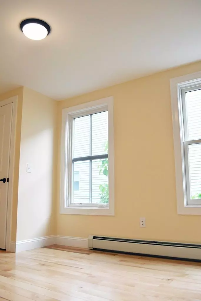 277 North Street, Burlington, VT | Renovated 3 Bedroom, 1.5 Bath Apartment with Parking | June 2027
