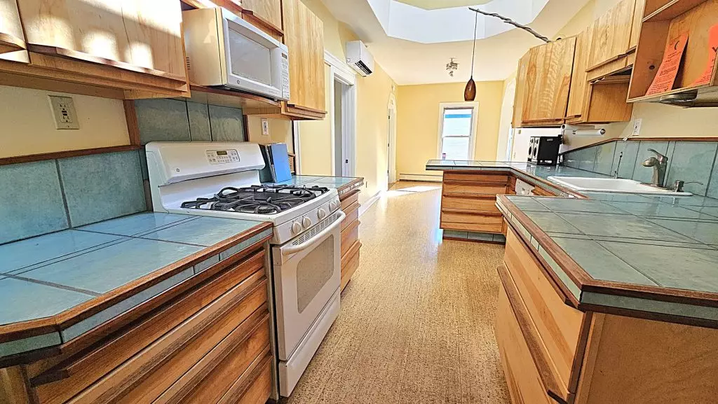 Unique 3 Bedroom Apartment in Burlington, VT | Loft, Skylight & In-Unit Laundry | June 2027