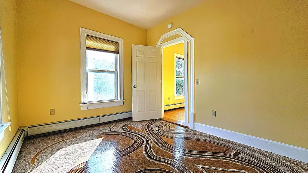 Unique 3 Bedroom Apartment in Burlington, VT | Loft, Skylight & In-Unit Laundry | June 2027