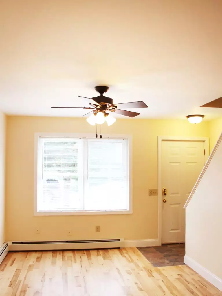 20 Luck St, Burlington, VT | 3 Bedroom Townhouse Near UVM & Downtown | June 2027