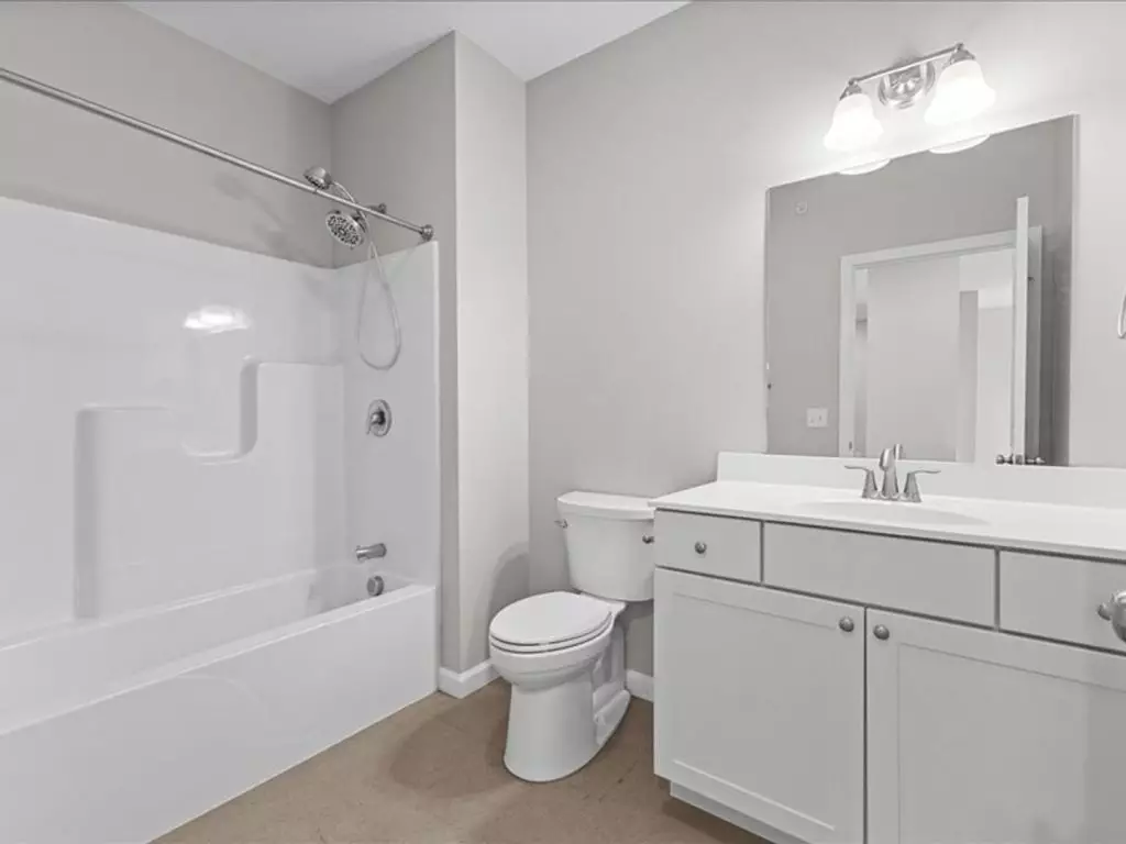 Newly Renovated 2 Bedroom in Williston – Available Starting October 15th!