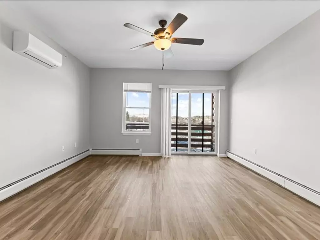Newly Renovated 2 Bedroom in Williston – Available Starting October 15th!