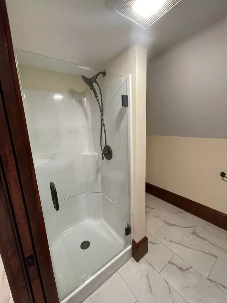 88 North Winooski Ave, Burlington, VT | Updated 4 Bedroom Apartment with Historic Charm | June 2027