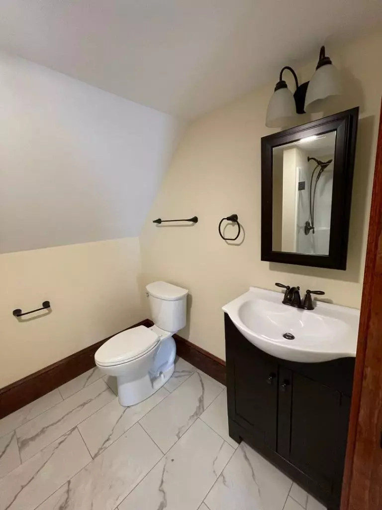 88 North Winooski Ave, Burlington, VT | Updated 4 Bedroom Apartment with Historic Charm | June 2027