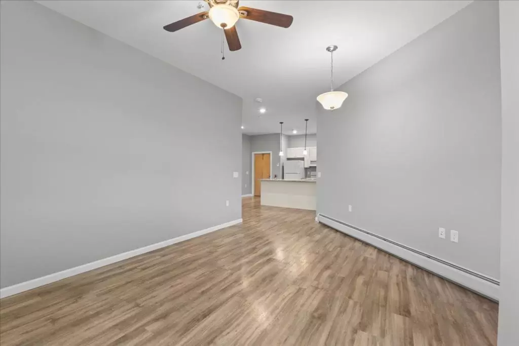Spacious 2-Bedroom, 2 Bath Apartment at 32 Cottonwood Drive, Apt #301 – Williston, VT!