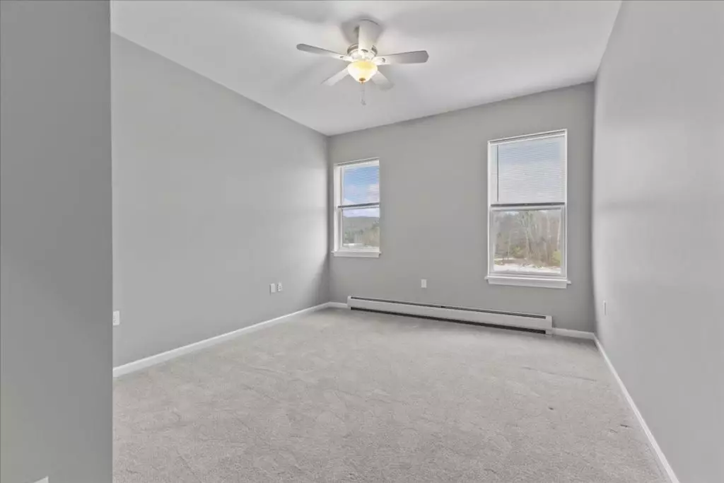 Spacious 2-Bedroom, 2 Bath Apartment at 32 Cottonwood Drive, Apt #301 – Williston, VT!