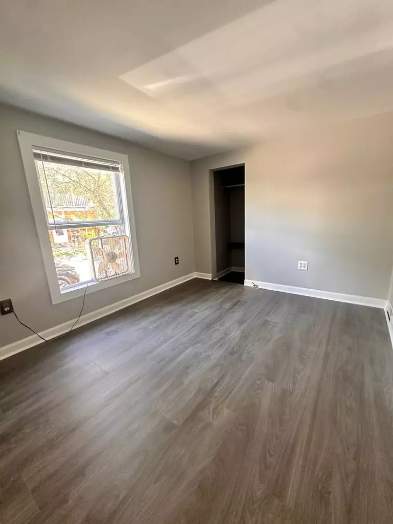 4 Bedroom Apartment for Rent in Burlington, VT | Off-Street Parking | Pet Friendly | June 2027
