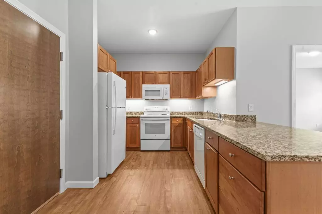 Available Now – Modern 2 Bedroom, 2 Bathroom Apartment in Essex, VT – Heat & Hot Water Included