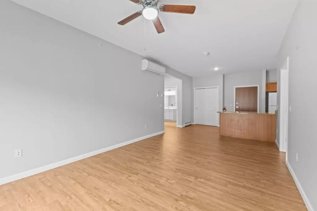 Available Now – Modern 2 Bedroom, 2 Bathroom Apartment in Essex, VT – Heat & Hot Water Included