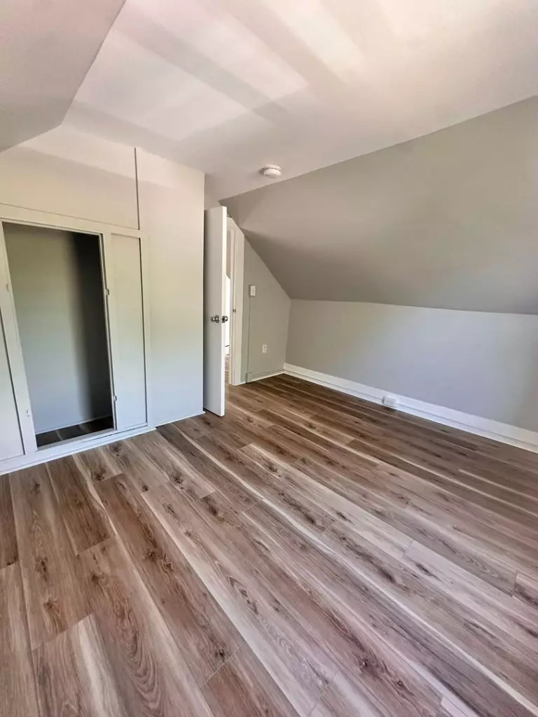 4 Bedroom Apartment for Rent in Burlington, VT | Off-Street Parking | Pet Friendly | June 2027