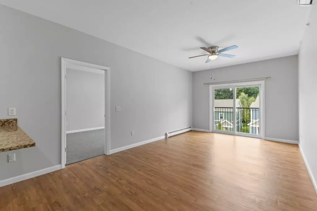 Available Now – Modern 2 Bedroom, 2 Bathroom Apartment in Essex, VT – Heat & Hot Water Included