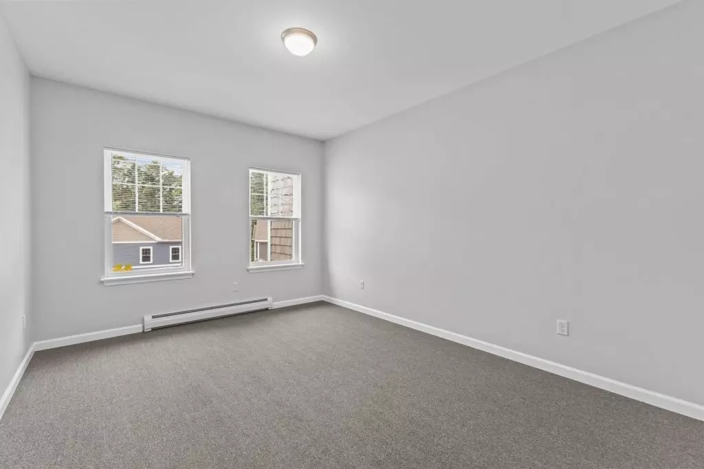 Available Now – Modern 2 Bedroom, 2 Bathroom Apartment in Essex, VT – Heat & Hot Water Included