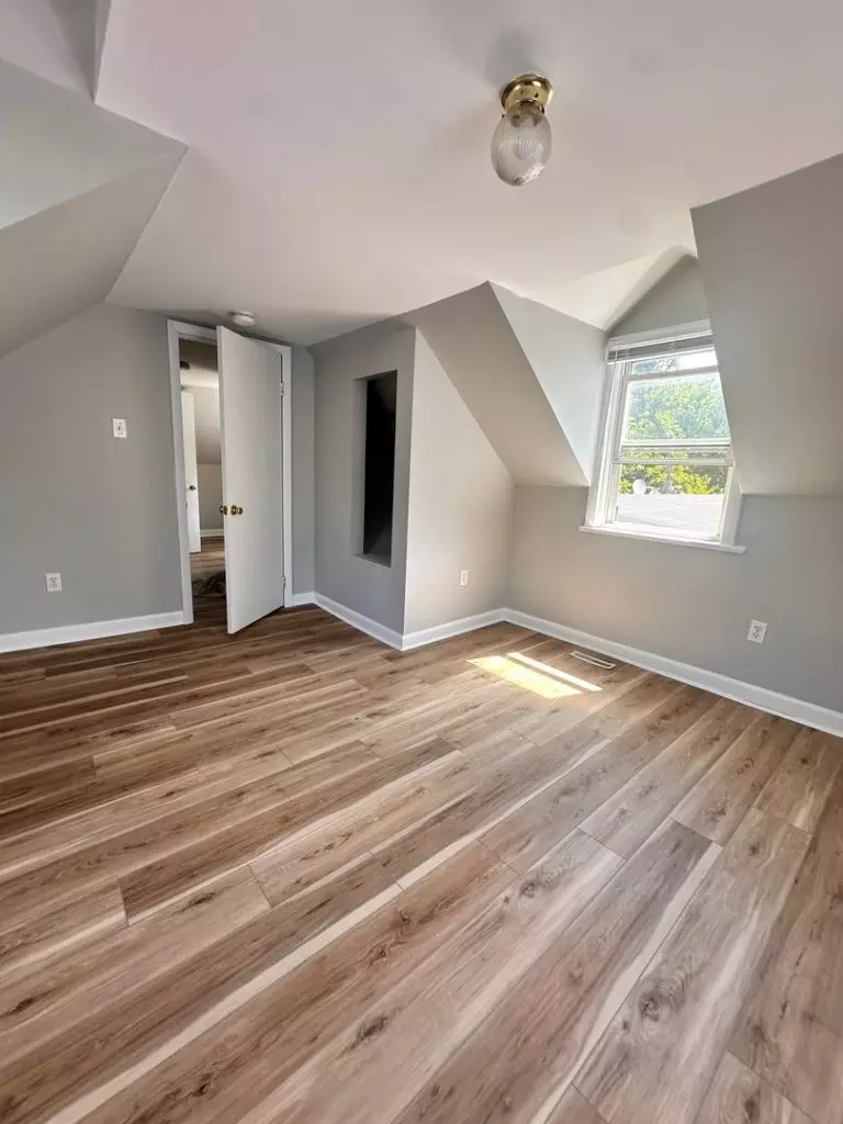 4 Bedroom Apartment for Rent in Burlington, VT | Off-Street Parking | Pet Friendly | June 2027