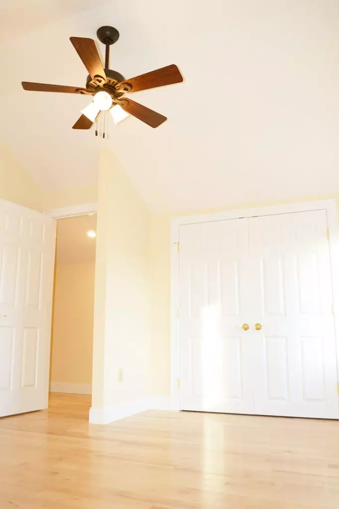 16 Peru St, Burlington, VT | Newly Renovated 5 Bedroom House with Garage | June 2027