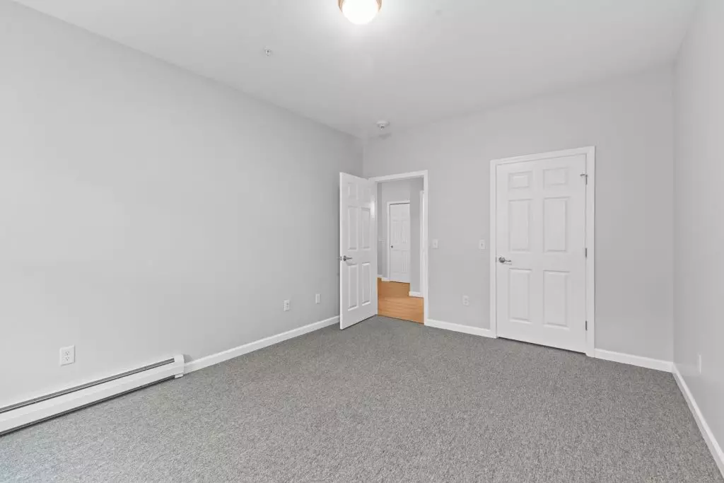 Available Now – Modern 2 Bedroom, 2 Bathroom Apartment in Essex, VT – Heat & Hot Water Included