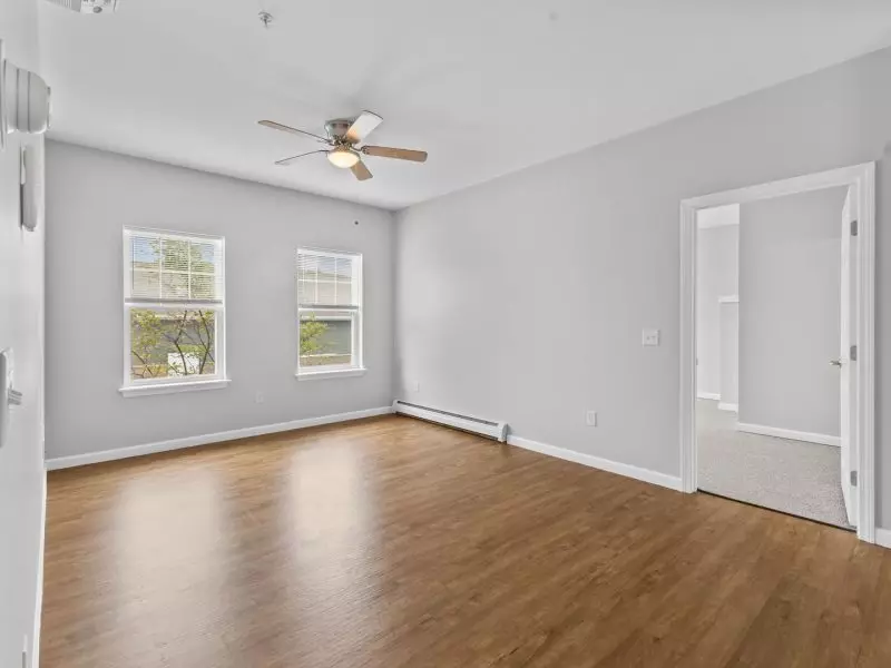 Available Now – Modern 2 Bedroom, 2 Bathroom Apartment in Essex, VT – Heat & Hot Water Included