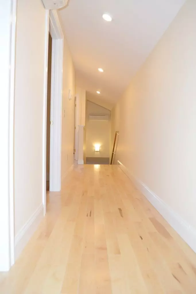 16 Peru St, Burlington, VT | Newly Renovated 5 Bedroom House with Garage | June 2027