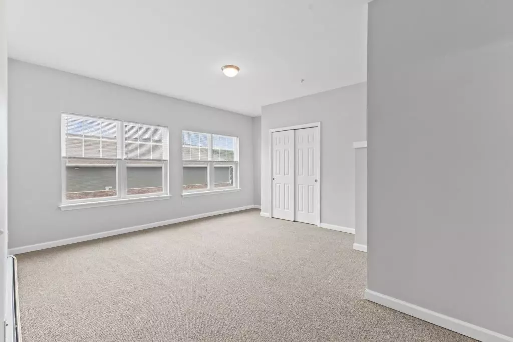 Available Now – Modern 2 Bedroom, 2 Bathroom Apartment in Essex, VT – Heat & Hot Water Included