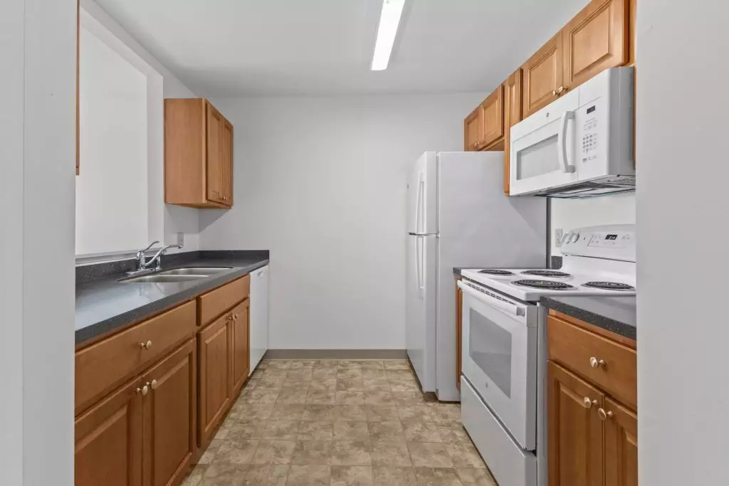 Available Now – 2 Bedroom 55+ Independent Senior Living Apartment in Williston, VT – Utilities Included