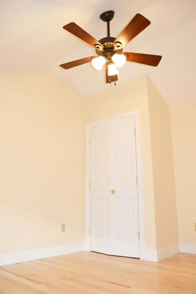 16 Peru St, Burlington, VT | Newly Renovated 5 Bedroom House with Garage | June 2027