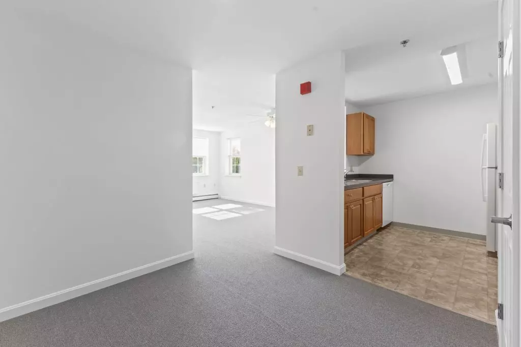Available Now – 2 Bedroom 55+ Independent Senior Living Apartment in Williston, VT – Utilities Included