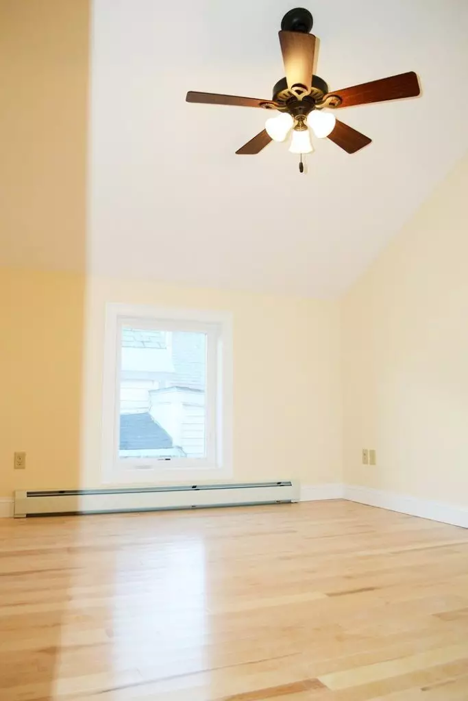 16 Peru St, Burlington, VT | Newly Renovated 5 Bedroom House with Garage | June 2027