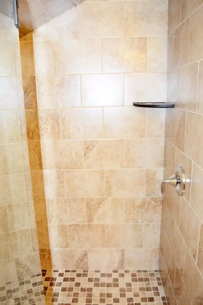 16 Peru St, Burlington, VT | Newly Renovated 5 Bedroom House with Garage | June 2027