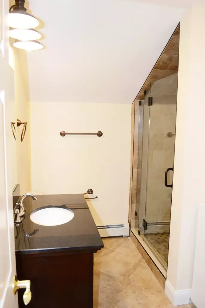 16 Peru St, Burlington, VT | Newly Renovated 5 Bedroom House with Garage | June 2027