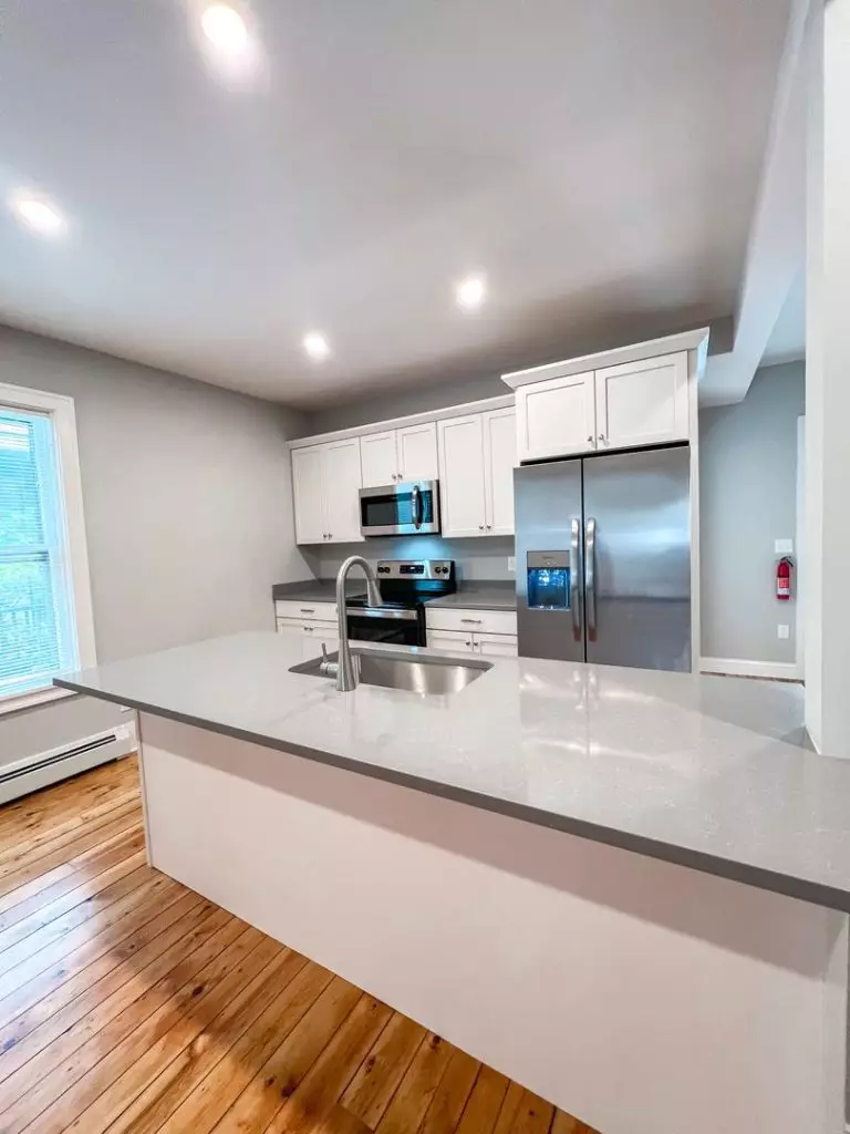 27 Pine St, Burlington, VT | 4 Bedroom + Office, 2 Bathroom Apartment Downtown | June 2027