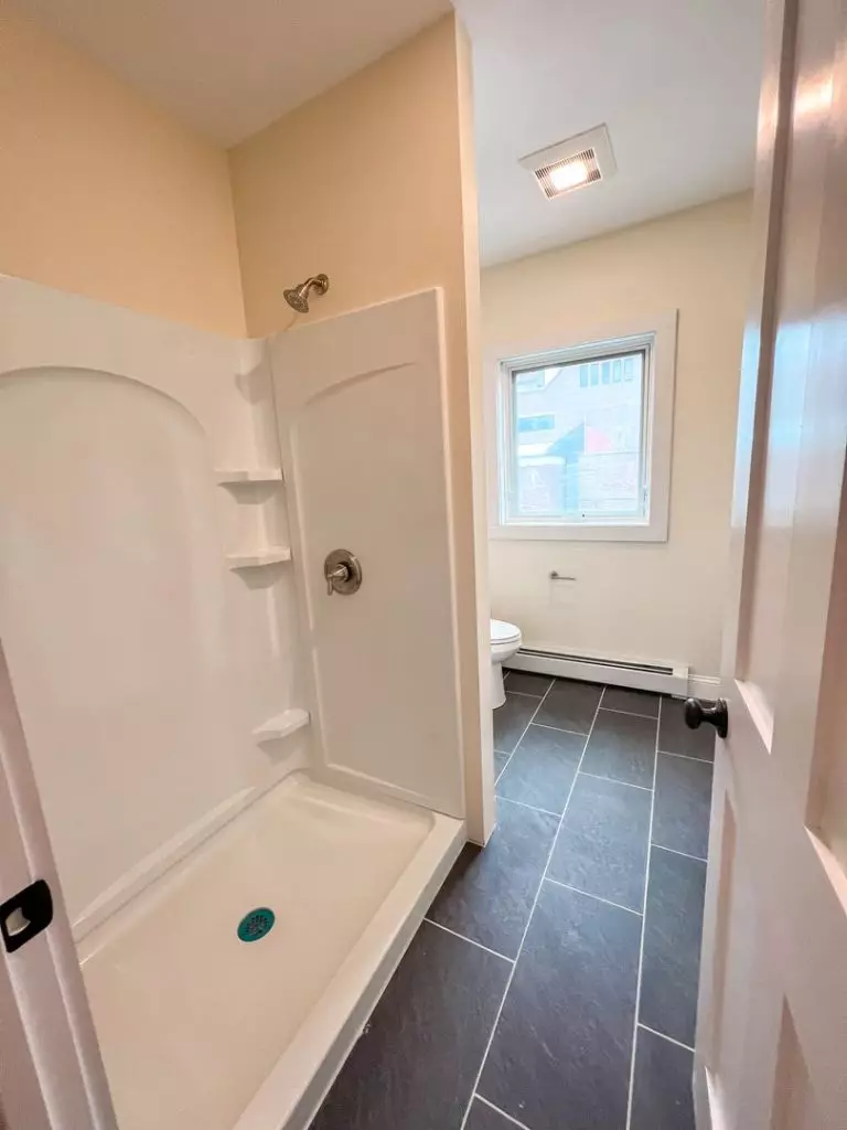 27 Pine St, Burlington, VT | 4 Bedroom + Office, 2 Bathroom Apartment Downtown | June 2027