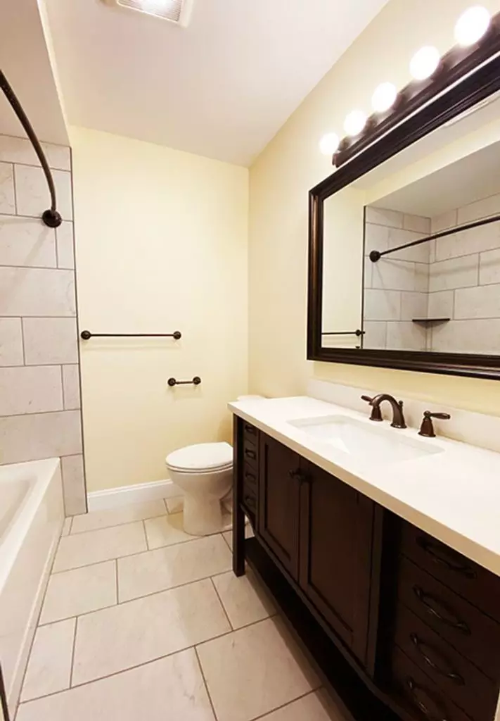 94 Lafountain St, Burlington, VT | Newly Renovated 4 Bedroom Apartment Near UVM | June 2027