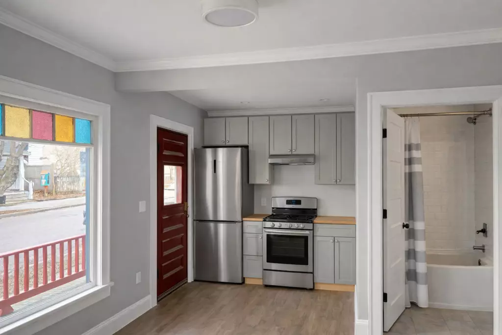 Just Renovated Studio in Burlington, VT – June 1st 2027